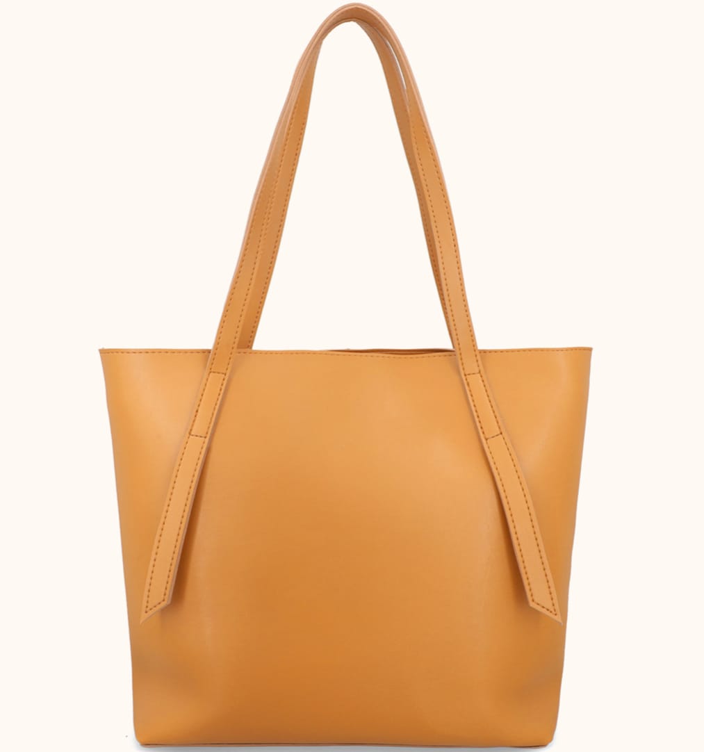 TOTE Luxe Voyager